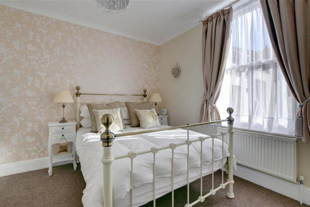 Pannett View - In The Heart Of Whitby